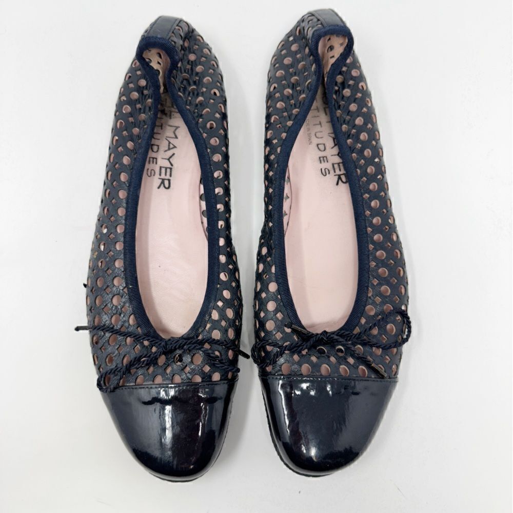 Paul Mayer Attitudes Perforated Cap Toe Leather Ballet Flats Navy Blue Size 10
